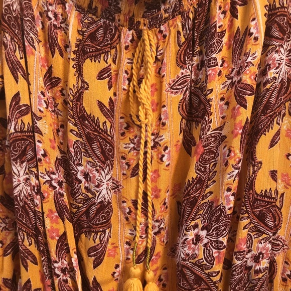 Wonderly Yellow Romper Sz-XL - Picture 6 of 9